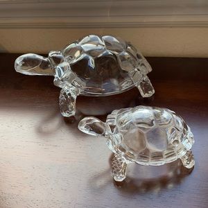 Mama and Baby Turtles Glass Crystal Pair No chips or cracks